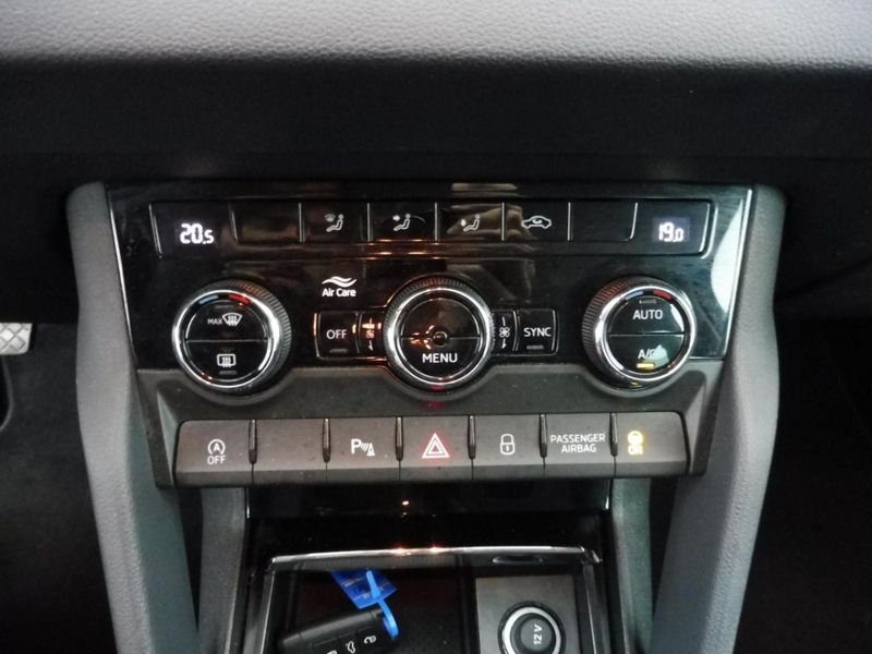 Skoda Karoq 2.0 tdi 115ch selection