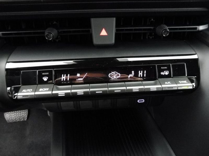 Toyota C-HR 1.8 140ch dynamic ng23