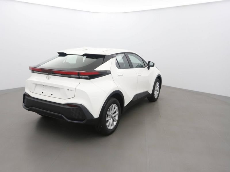 Toyota C-HR 1.8 140ch dynamic ng23