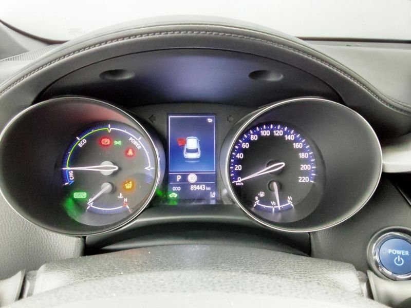 Toyota C-HR 1.8 e-cvt 125hbusiness edition