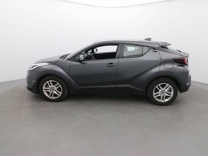 Toyota C-HR 1.8 e-cvt 125hbusiness edition