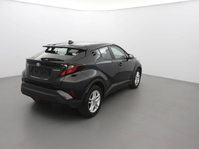 Toyota C-HR 1.8 e-cvt 125hbusiness edition