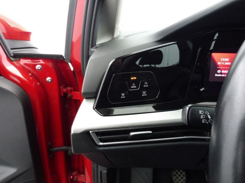 Volkswagen Golf 1.0 tsi 110 life