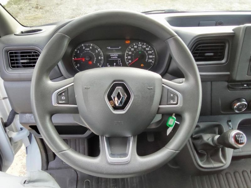 Renault Master F3300 l2h2 2.3 blue dci 135ch confort euro6