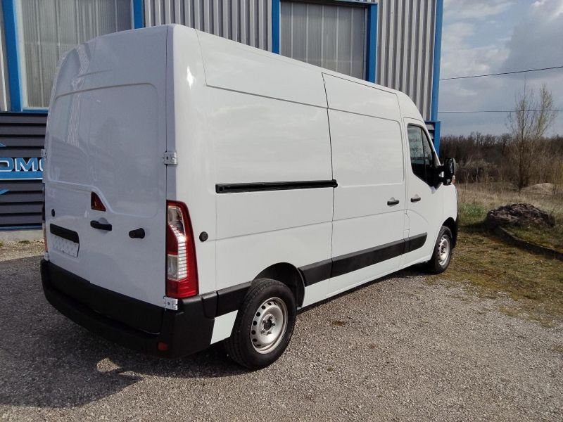 Renault Master F3300 l2h2 2.3 blue dci 135ch confort euro6