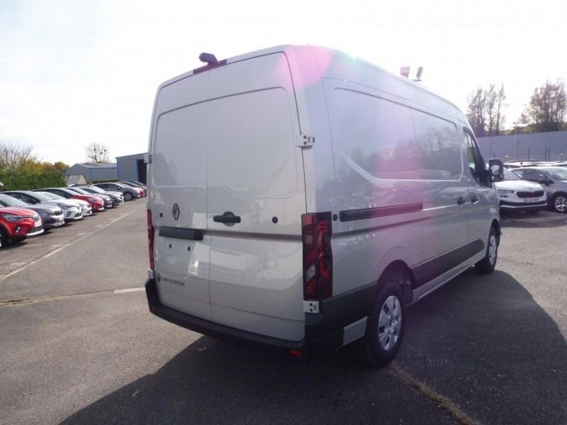 Renault Master F3500 l2h2 2.0 blue dci 150ch extra auto - 25