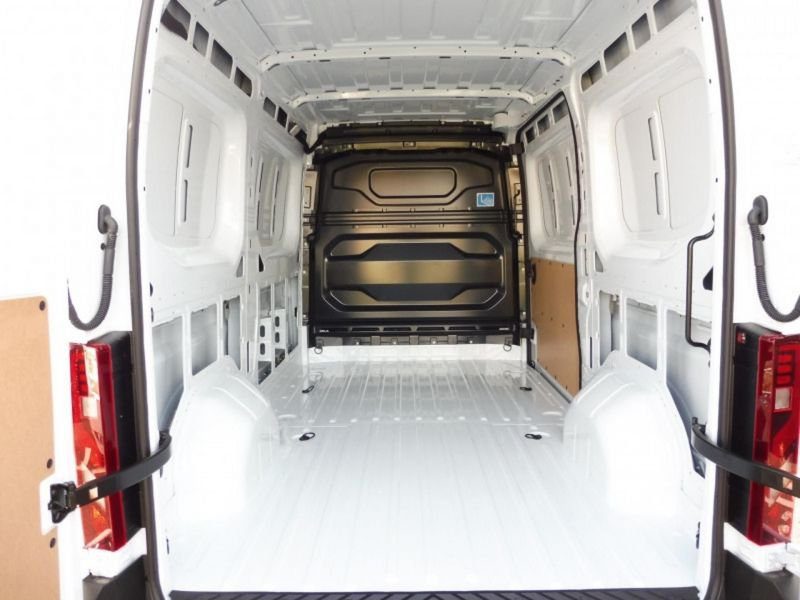 Renault Master F3500 l2h2 2.0 blue dci 150ch extra auto - 25