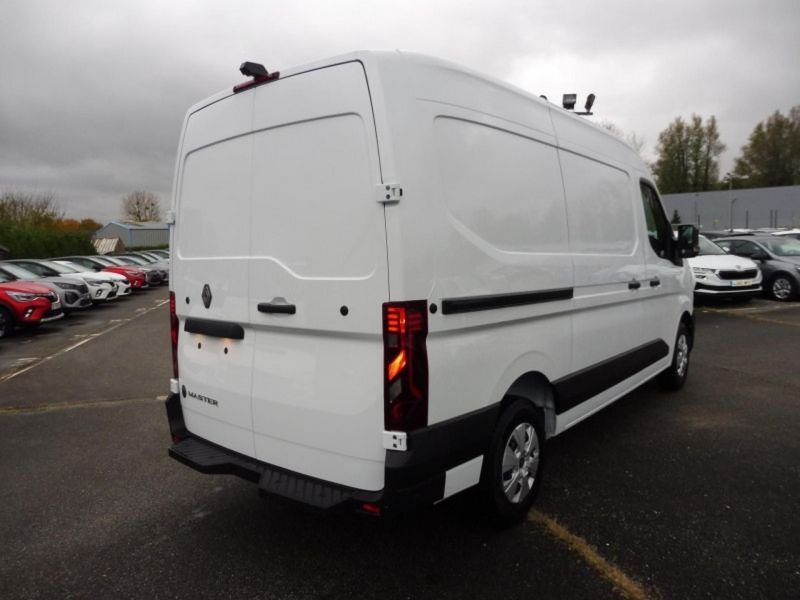 Renault Master F3500 l2h2 2.0 blue dci 150ch extra auto - 25