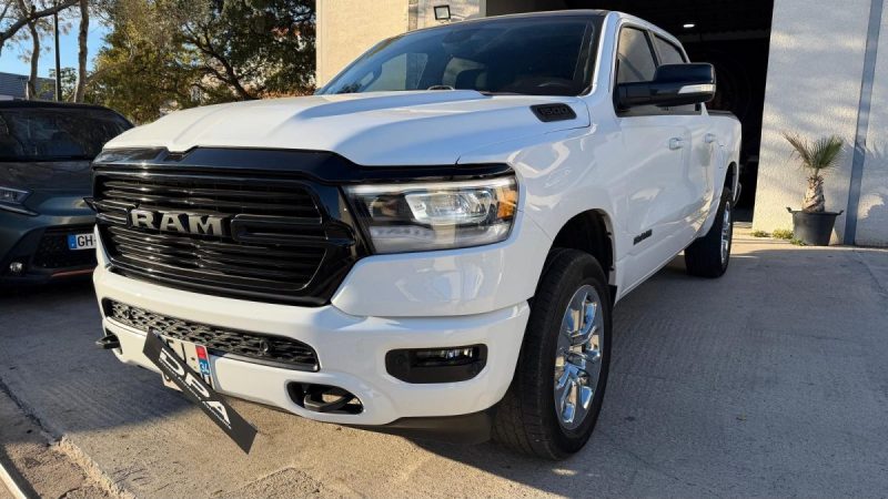 Dodge ram HEMI 1500 BIGHORN  5.7l V8 394ch 4X4 BVA8