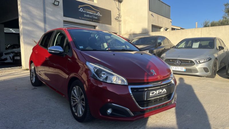 PEUGEOT 208 1.6 BLUEHDI 100CH Style 