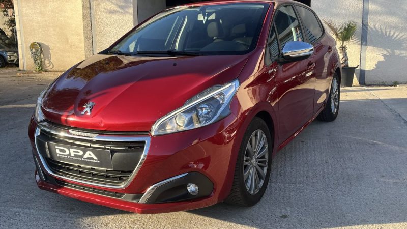 PEUGEOT 208 1.6 BLUEHDI 100CH Style 