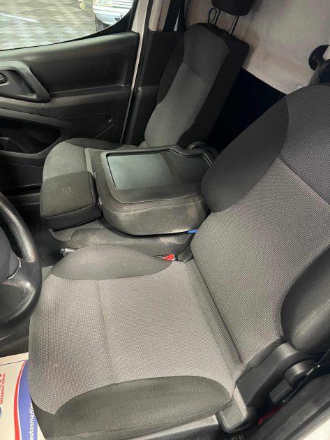 MAGNIFIQUE CITROËN BERLINGO 1.6 HDI 100 CV 3 PLACES BOÎTE AUTOMATIQUE
