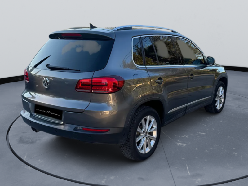 VOLKSWAGEN TIGUAN 2.0 TDI 140 FAP BlueMotion Technology Sportline 4Motion DSG7