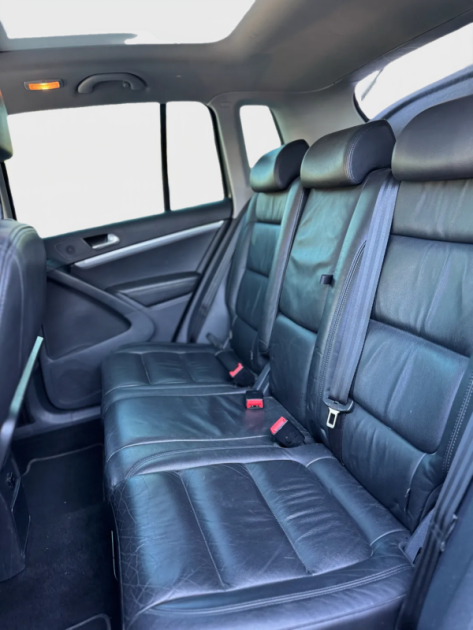 VOLKSWAGEN TIGUAN 2.0 TDI 140 FAP BlueMotion Technology Sportline 4Motion DSG7