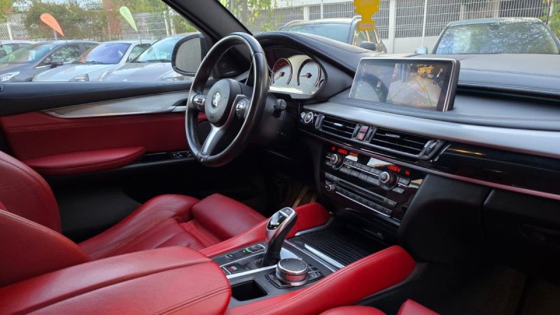 BMW Série X6 30D F16 258ch BVA8 pack M, noir, *Full options*, *Cuir rouge*, *Toit ouvrant*, *Harman 