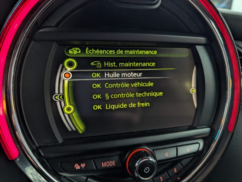 MINI COOPER D 116 CH  PACk CHILI