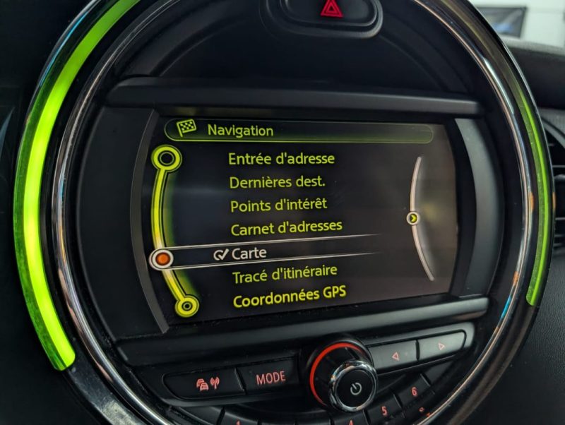 MINI COOPER D 116 CH  PACk CHILI