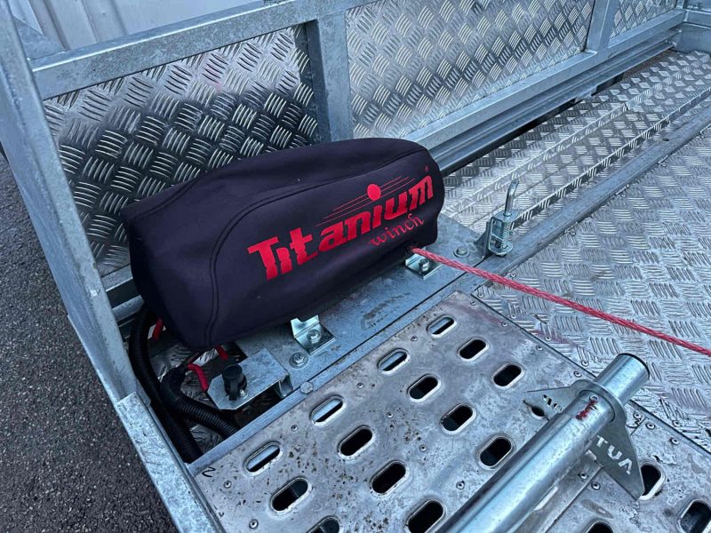 MERCEDES-BENZ SPRINTER 317 CDI 170 CH 9G-Tronic PORTE VOITURE