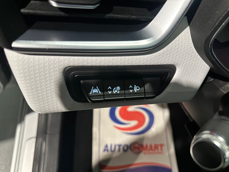 RENAULT CLIO V TCE 90 - 21N LIMITED 