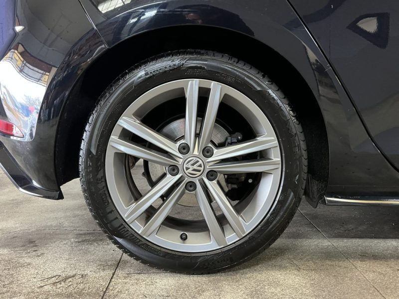 VOLKSWAGEN GOLF  7 2.0 TDI 150CH - CARAT EXCLUSIVE -  RLINE - DSG7 - SUIVI FACTURES - 