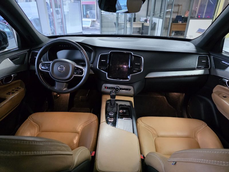 VOLVO XC90 II (256)  2.0L 5D 225CH 4X4 ANNEE 2015 210000KM 7 PLACES