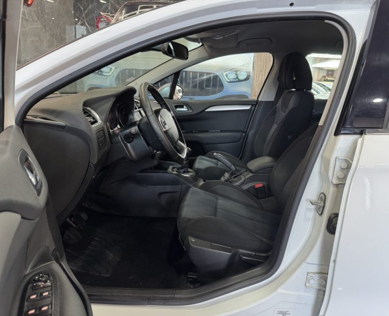 CITROEN C4 CITROËN  II (B7) 1.6 HDI 90 (92CH) 2012