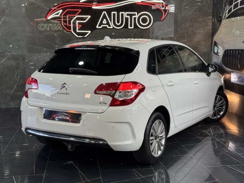 CITROEN C4 CITROËN  II (B7) 1.6 HDI 90 (92CH) 2012