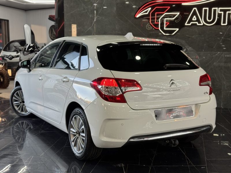 CITROEN C4 CITROËN  II (B7) 1.6 HDI 90 (92CH) 2012