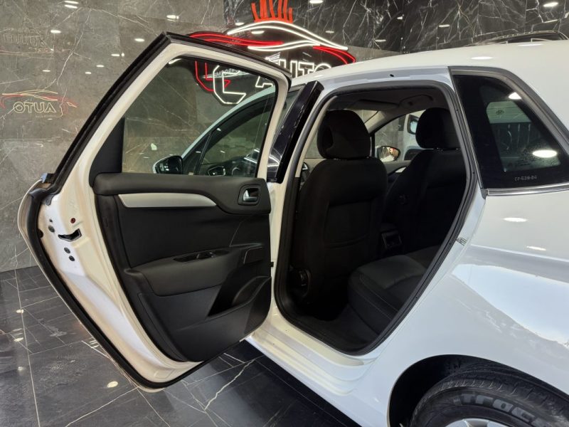 CITROEN C4 CITROËN  II (B7) 1.6 HDI 90 (92CH) 2012