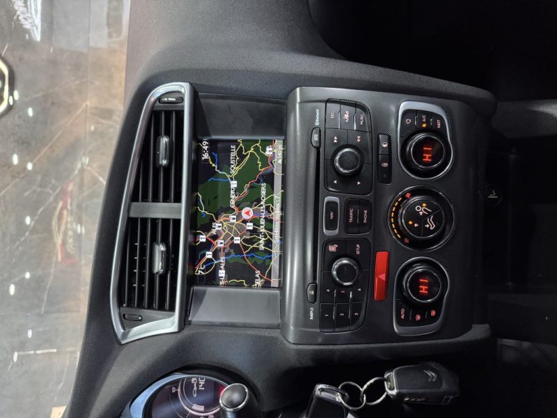 CITROEN C4 CITROËN  II (B7) 1.6 HDI 90 (92CH) 2012