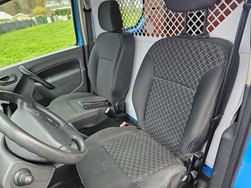 RENAULT KANGOO II 1.5 DCI 70CH ACCESS - VITRÉ - AMÉNAGEMENT INTÉRIEUR  2011