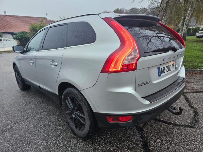 VOLVO XC60  D5 175 CV - SUMMUM 2009