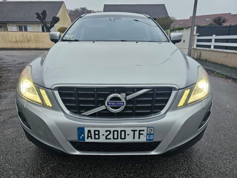 VOLVO XC60  D5 175 CV - SUMMUM 2009