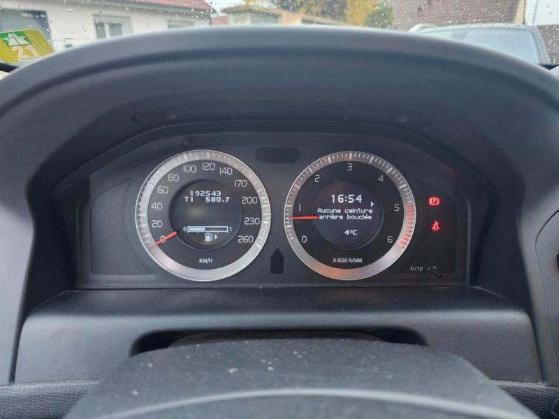 VOLVO XC60  D5 175 CV - SUMMUM 2009