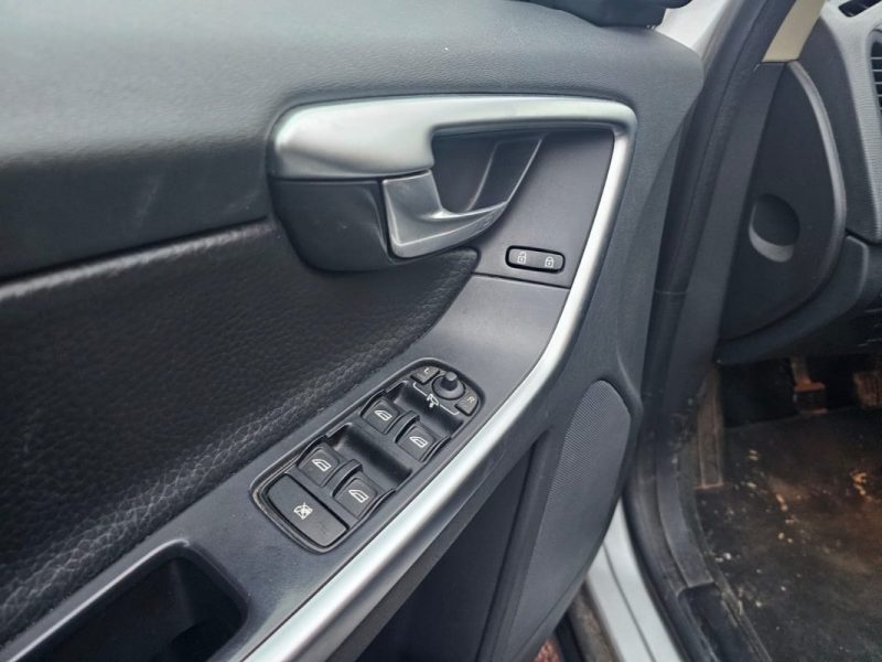 VOLVO XC60  D5 175 CV - SUMMUM 2009