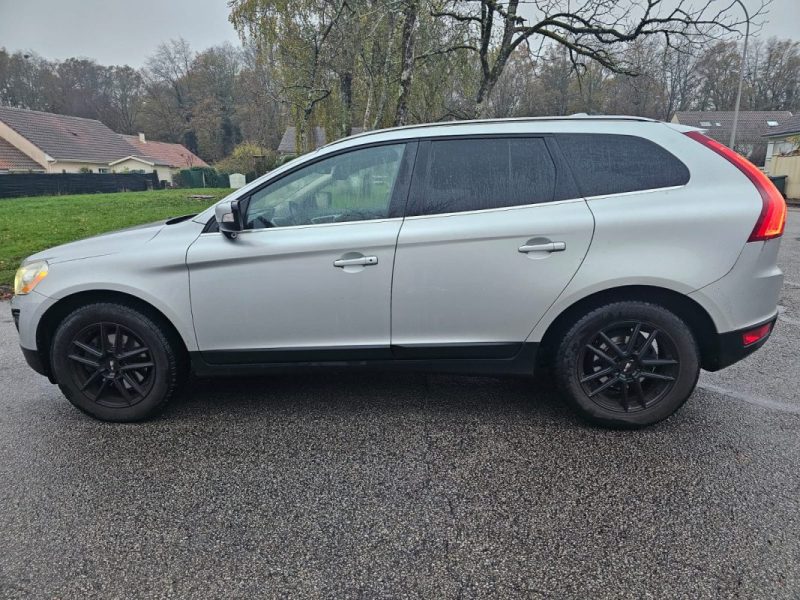 VOLVO XC60  D5 175 CV - SUMMUM 2009