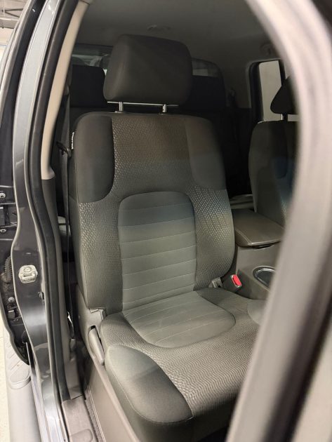 NISSAN NAVARA PICK-UP 2.5 DCI DOUBLE CAB SE 4X4 2014