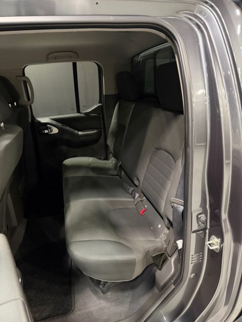 NISSAN NAVARA PICK-UP 2.5 DCI DOUBLE CAB SE 4X4 2014