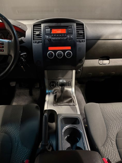 NISSAN NAVARA PICK-UP 2.5 DCI DOUBLE CAB SE 4X4 2014