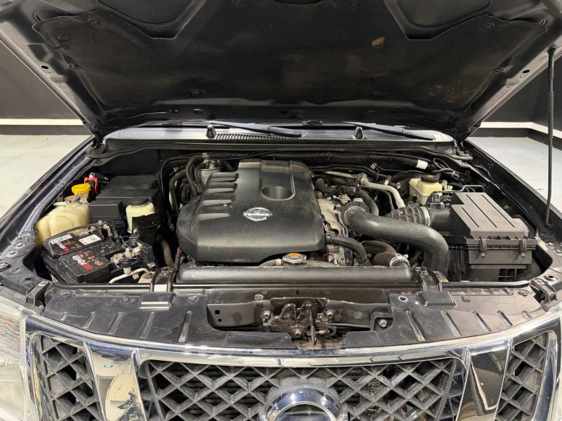 NISSAN NAVARA PICK-UP 2.5 DCI DOUBLE CAB SE 4X4 2014