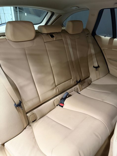 BMW 330D LUXURY 2013