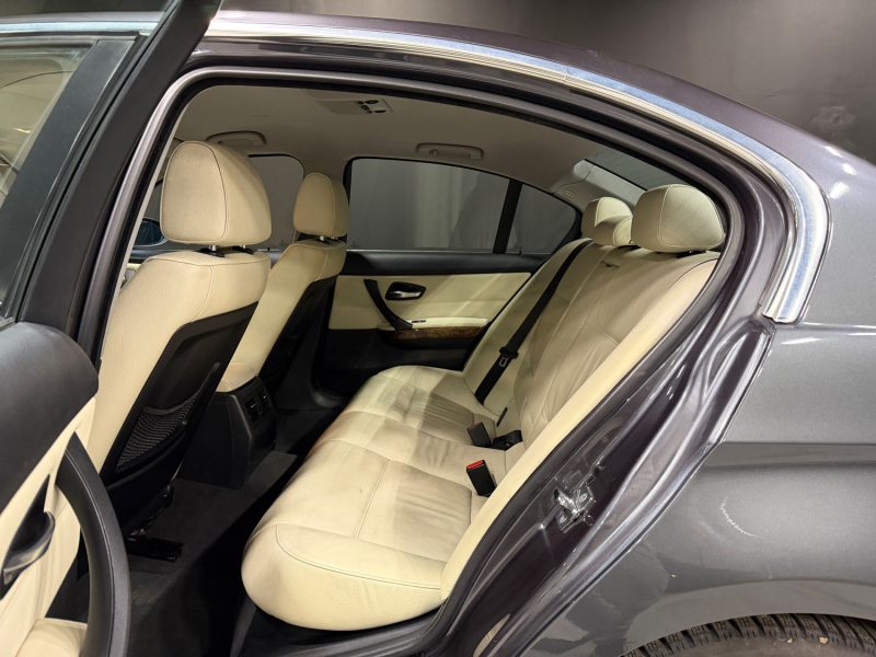 BMW 330I CONFORT 2005