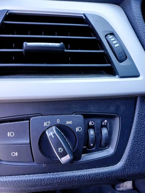 BMW SERIE 3 320I 184CH SPORT LOUNGE 2012