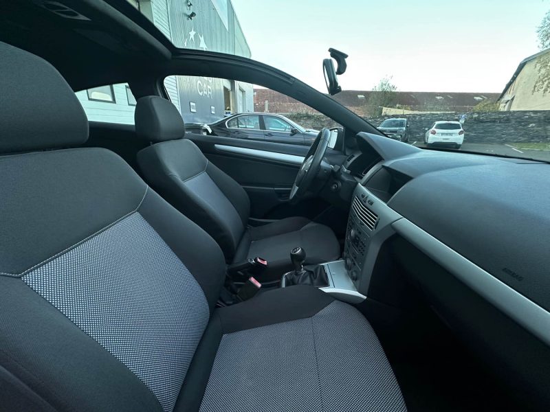 OPEL ASTRA GTC 1.7 CDTI 110 ENJOY 2010