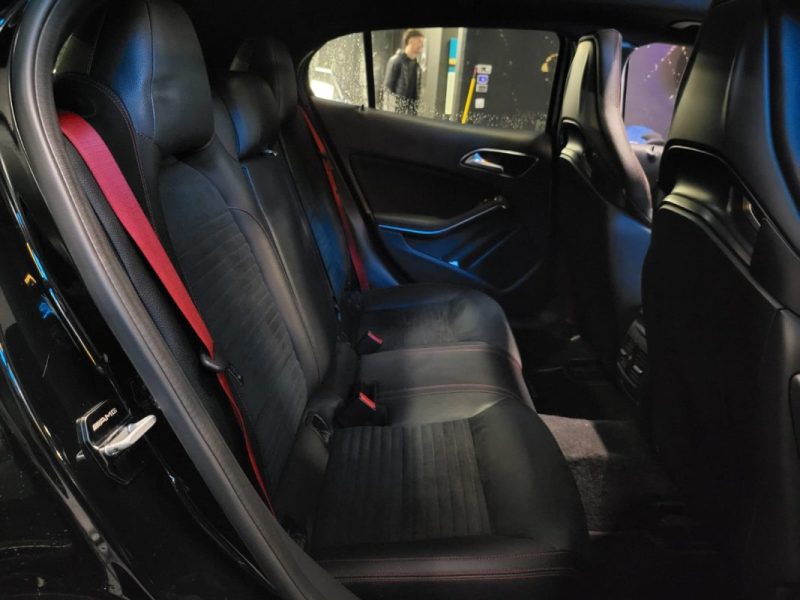 MERCEDES GLA 45 AMG 381ch 4-MATIC TURBO SpeedShift DCT / TOIT OUVRANT + SIEGES BAQUET F1 RECARO /