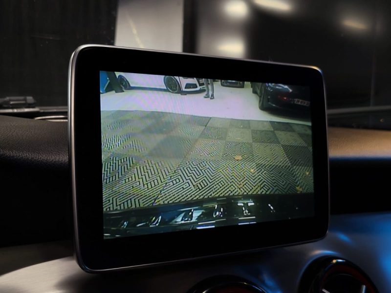 MERCEDES GLA 45 AMG 381ch 4-MATIC TURBO SpeedShift DCT / TOIT OUVRANT + SIEGES BAQUET F1 RECARO /