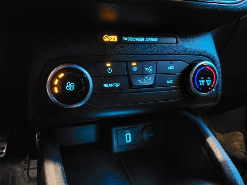 FORD FOCUS 1.0 ECOBOOST 125CH ST LINE / CARPLAY / DRIVE SELECT / BOITE AUTOMATIQUE / KEYLESS 