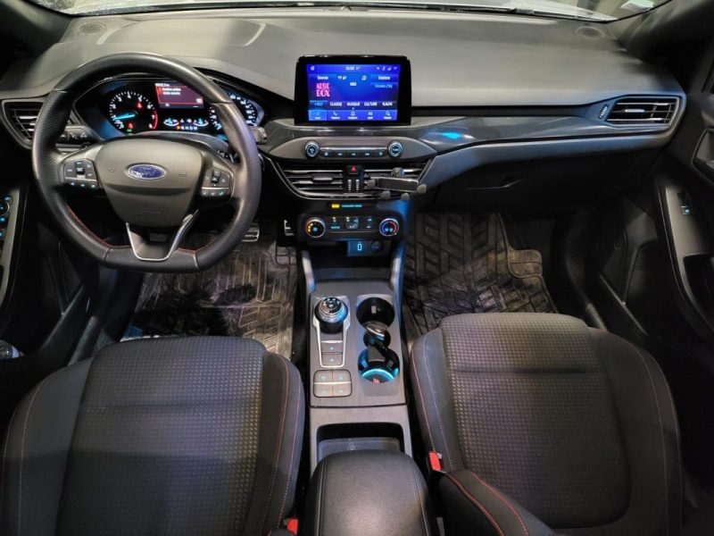 FORD FOCUS 1.0 ECOBOOST 125CH ST LINE / CARPLAY / DRIVE SELECT / BOITE AUTOMATIQUE / KEYLESS 