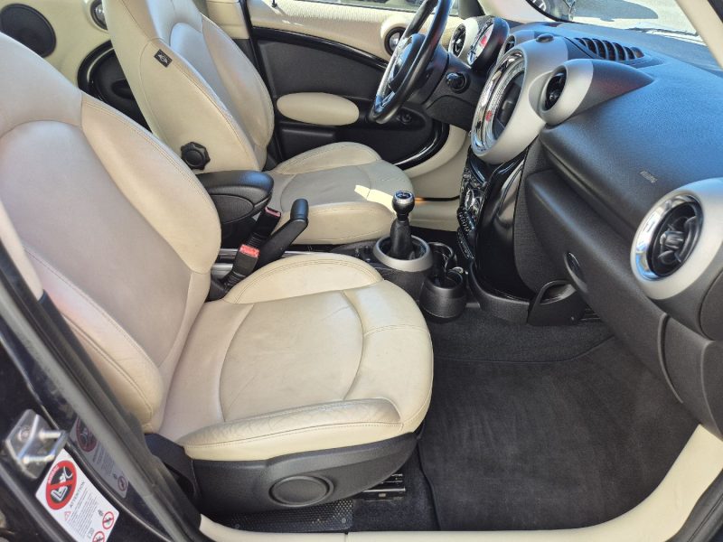 MINI MINI COUNTRYMAN 2012