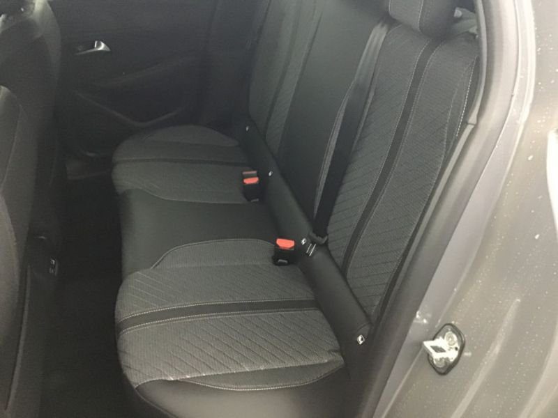 Peugeot 208 Hybrid 110 e-DCS6 Allure